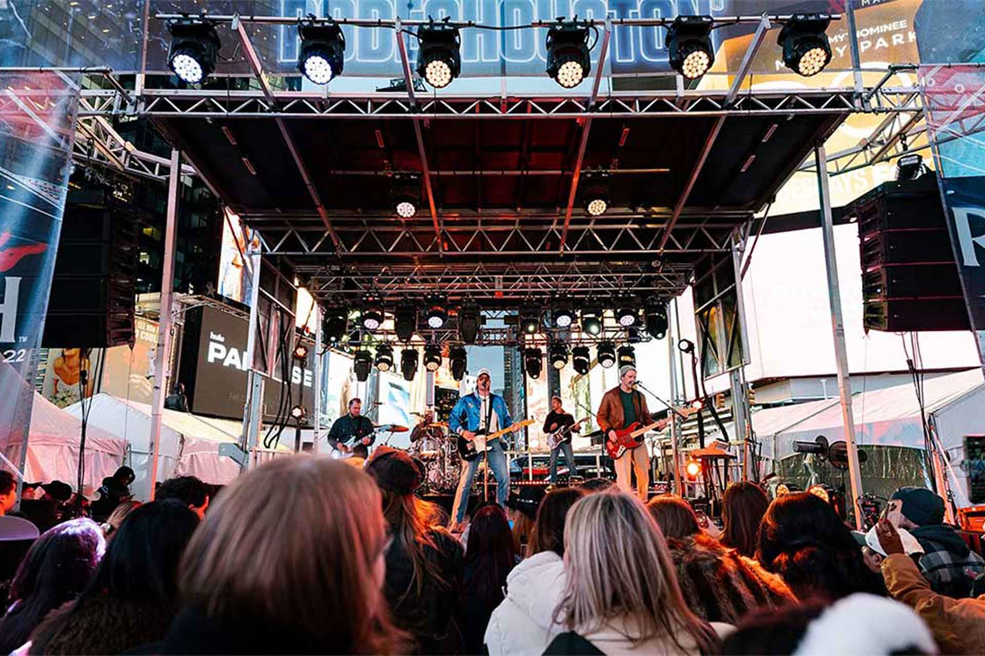 russell dickerson pop up concert in times square rodeohouston out of home advertising