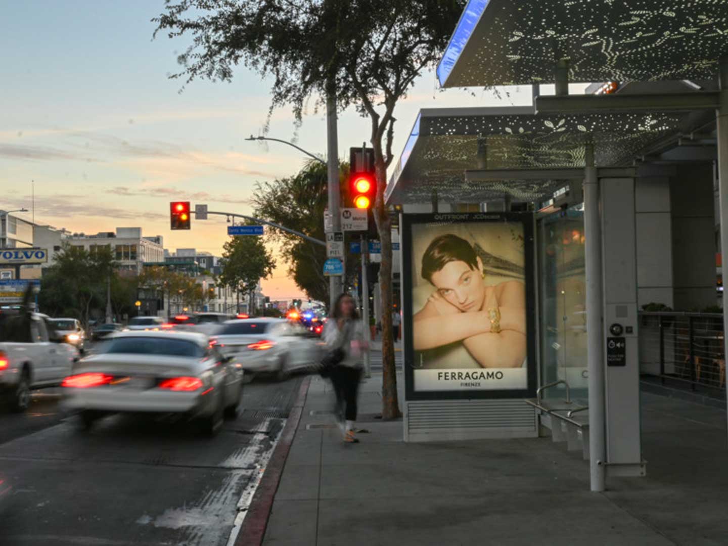 out of home advertising los angeles bus shelter