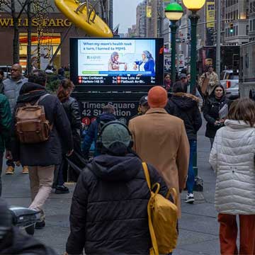 out of home subway liveboard advertising new york city